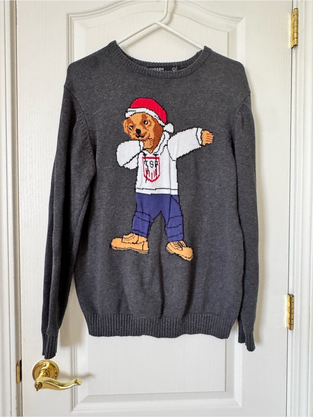 Hudson Outerwear Men’s Large USA Soccer Bear Dab Christmas Sweater Gray